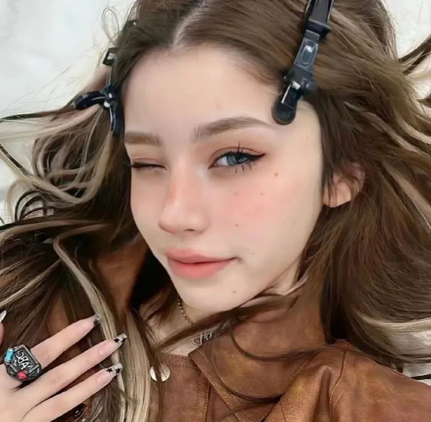 璀璨情诗